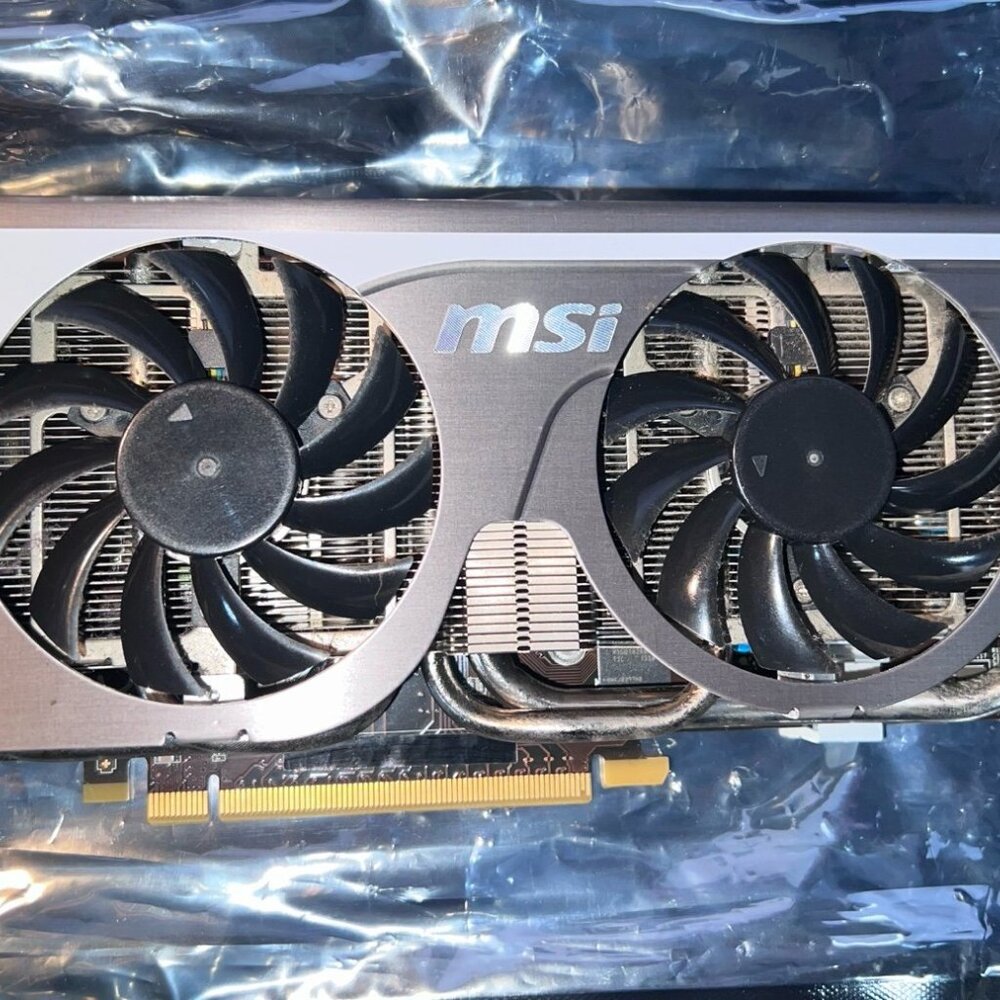 MSI N560GTX-TI Twin Frozr II 2GD5 2GB GDDR5 Graphics Card PCI Express 2.0
